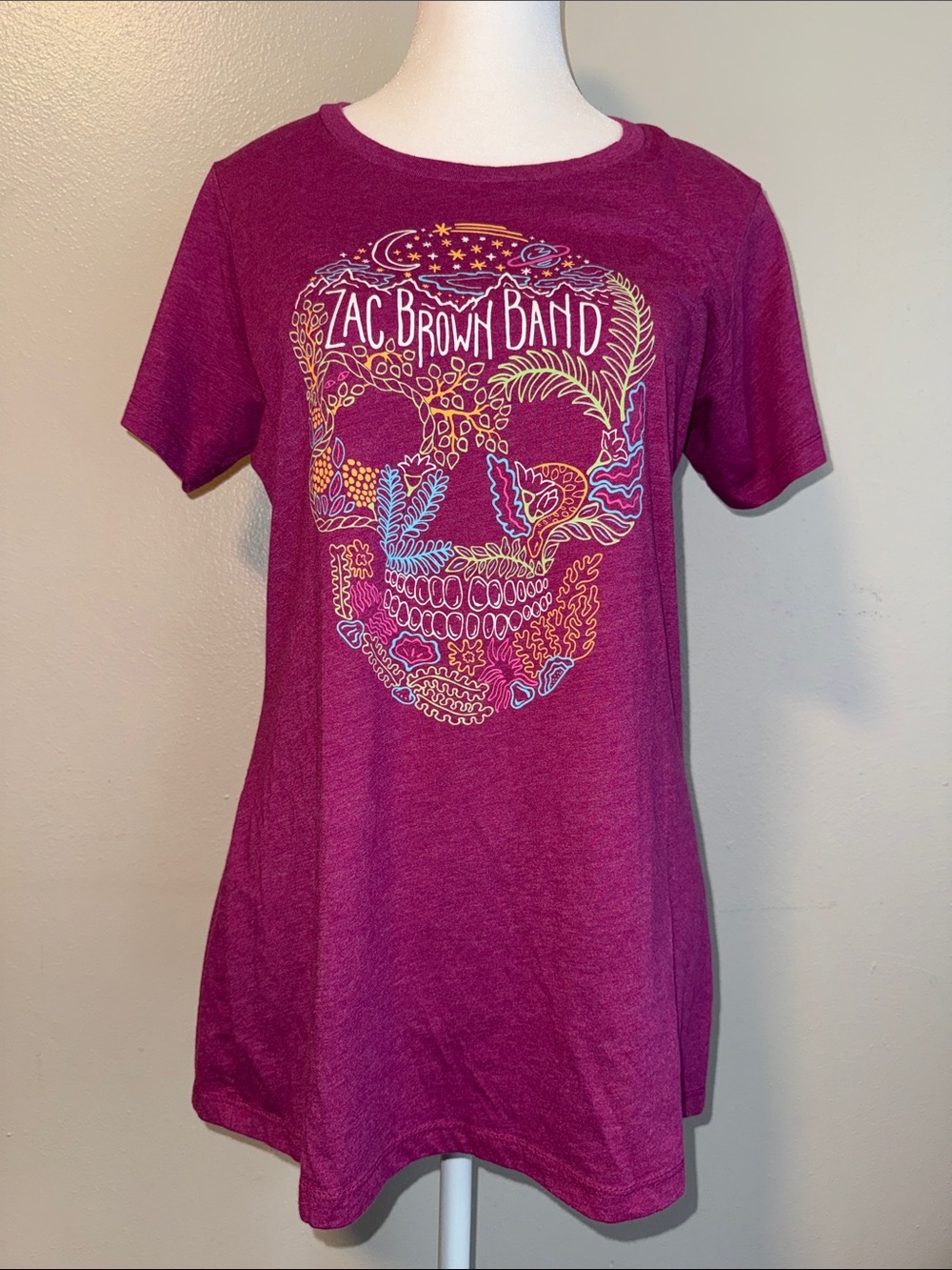 Zac browns southern ground Pink fuchsia Floral Skull graphic band Tee
